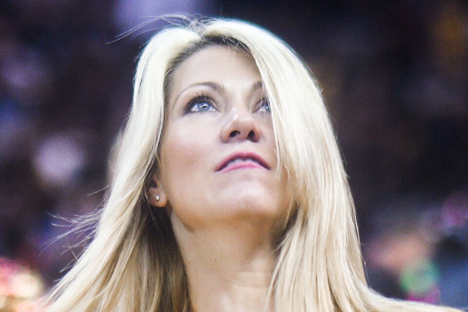 Illustration: 2026 NBA Playoff Contract Portfolio Strategy — Hedging Multiple Outcomes