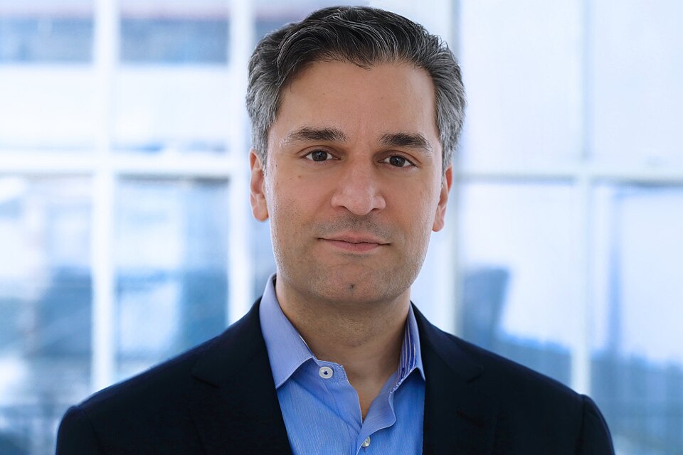 Illustration: AI Sports Prediction Models Achieve 65-75% Accuracy vs 50% Random Baseline