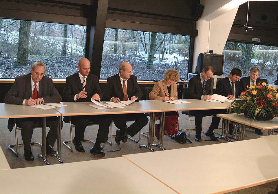 Illustration: CFTC's February 2026 Advisory: Trading on Inside Information Now Carries Criminal Penalties