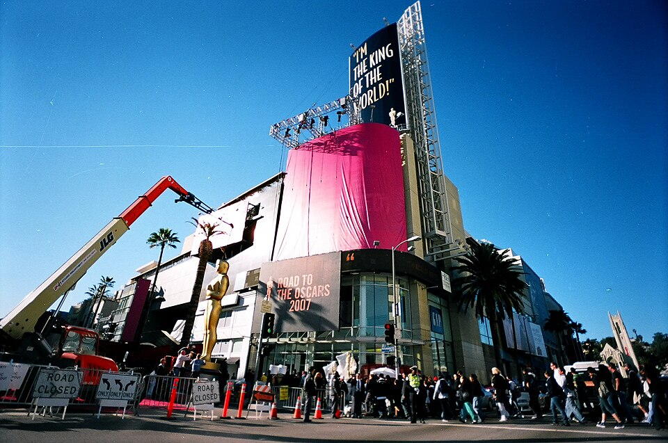 Illustration: How to Execute Oscar Nomination Trades During the 48-Hour Volatility Window