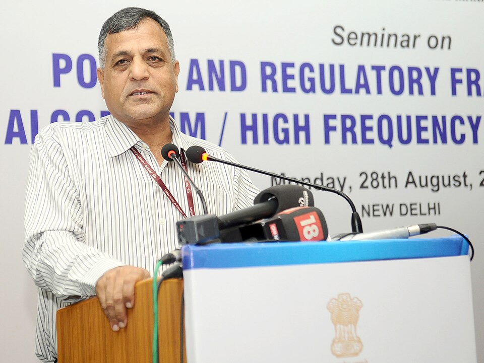 Illustration: Market Microstructure Effects on Prediction Liquidity Pools