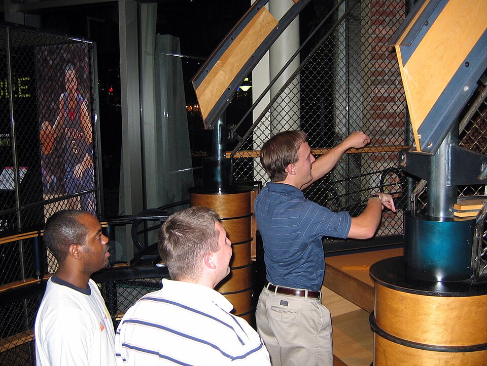 Illustration: Program Traders in Basketball Markets: Recognition and Strategy