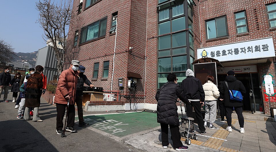 Illustration: Real Examples of Political Events Affecting Sports Betting Volumes