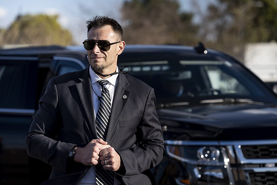 Illustration: The $3.1 Billion Gap: Super Bowl LVII Arbitrage Math