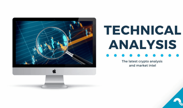 Bitcoin's $100,000 Target: Technical Analysis and Market Divergence