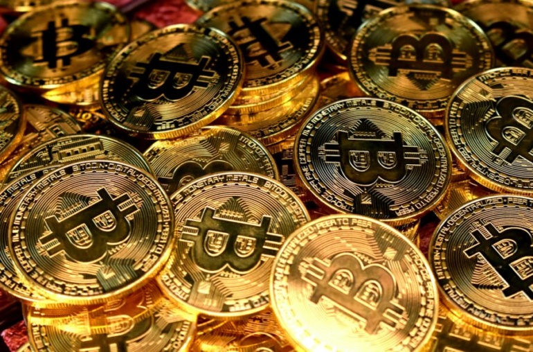 Navigating Bitcoin's Volatility: Expert Insights on Current Market Dynamics and Future Outlook