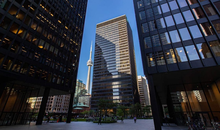 Non-Farm Payrolls Beat/Miss Trading Guide: Mastering the Monthly Jobs Report on Prediction Markets