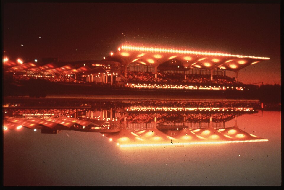 Illustration: Mobile-First VIP Features: How Apps Are Revolutionizing Loyalty